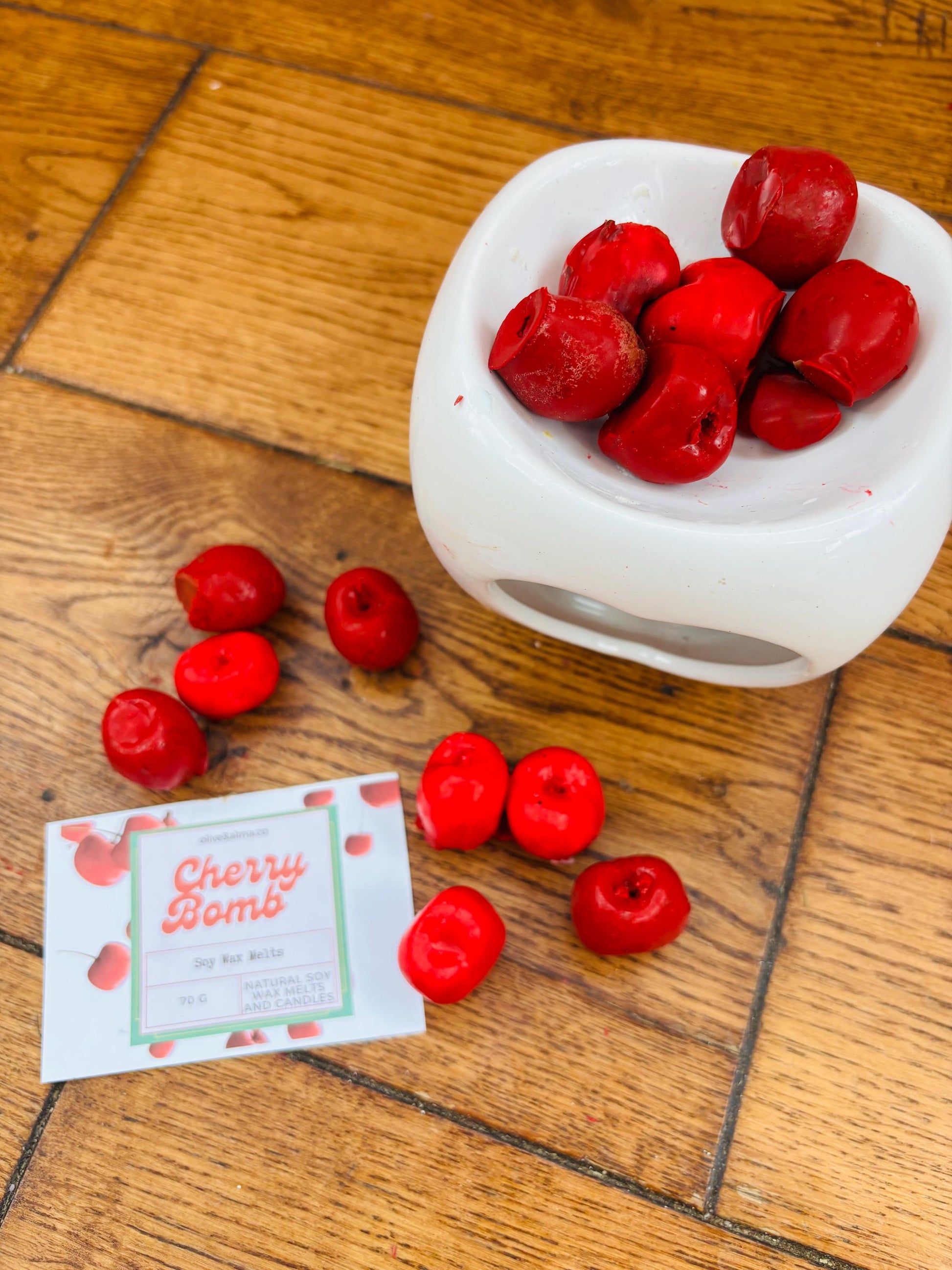 Cherry wax melts 9 highly fragranced Mini botanical wax melts, long-lasting melts, unstoppable melts, sweet cherry fragrance letterbox gift