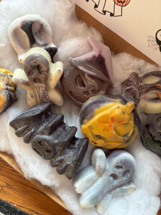 Pumpkin Spice Halloween Wax Melts: Ghost, Witch, Skull Shapes - Handmade