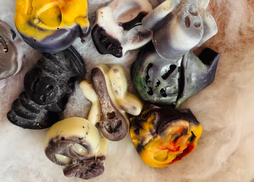 Halloween Wax Melts ~ Pumpkin Spice Scent ~ ghost/pumpkin/witch/skulls, unique gift Handmade