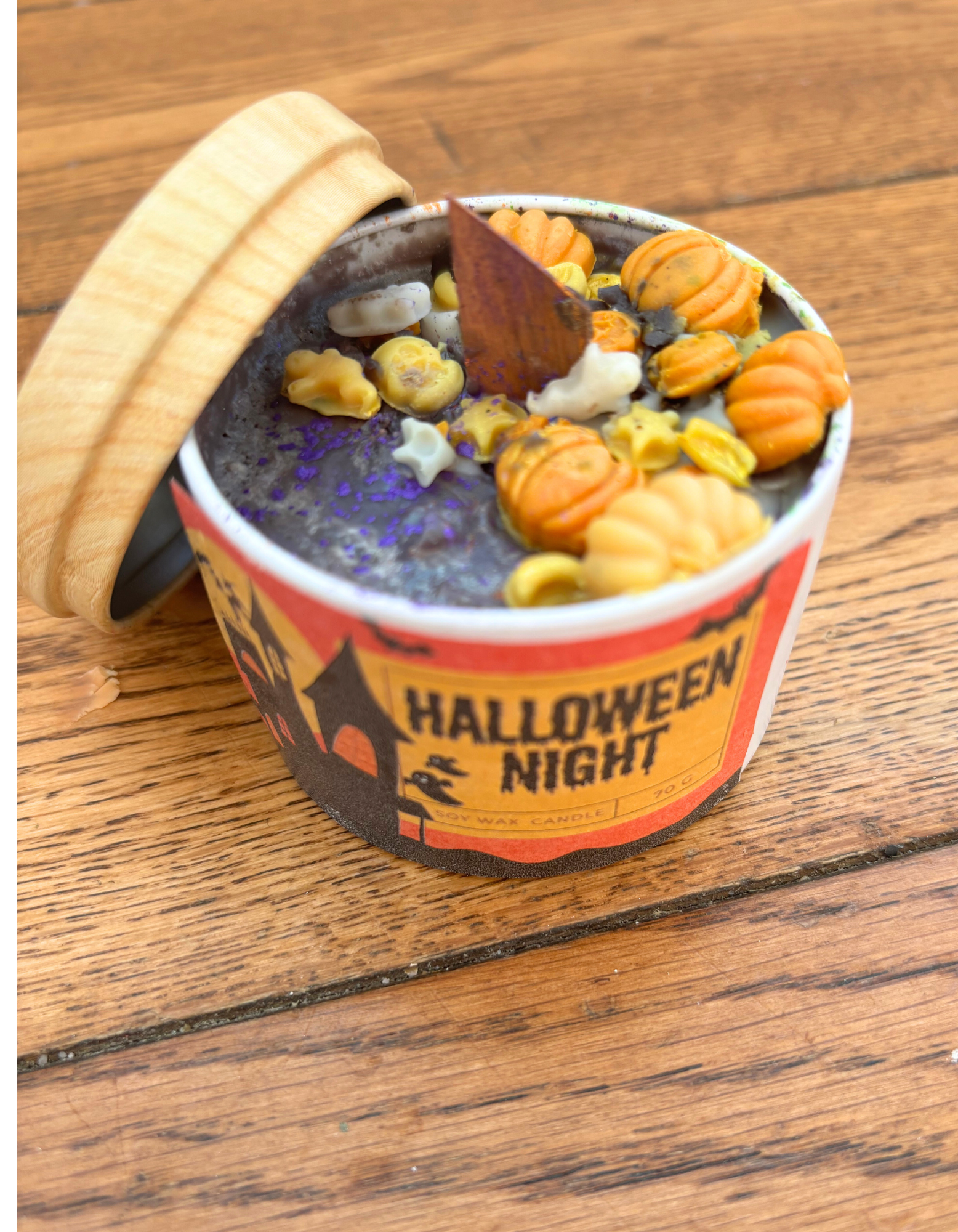Halloween candle/container candle chocolate, vanilla and hazelnut scent in metal tin with bamboo-style lid , Halloween gift.