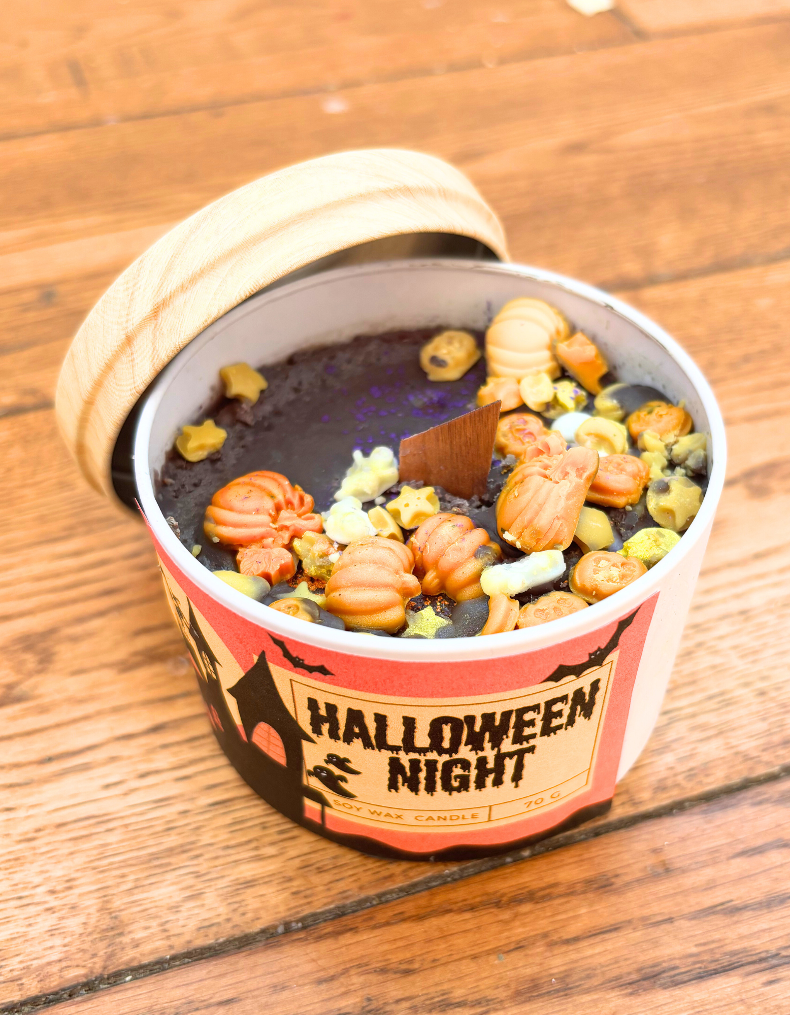 Halloween candle/container candle chocolate, vanilla and hazelnut scent in metal tin with bamboo-style lid , Halloween gift.